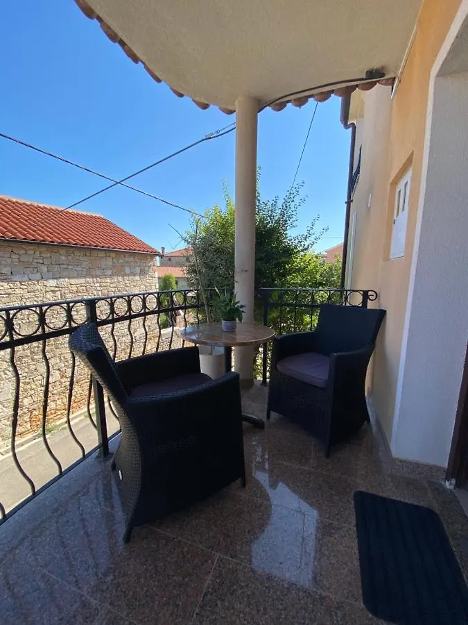 Studio Apartman Mia Tar-Vabriga 3*,  Croatia